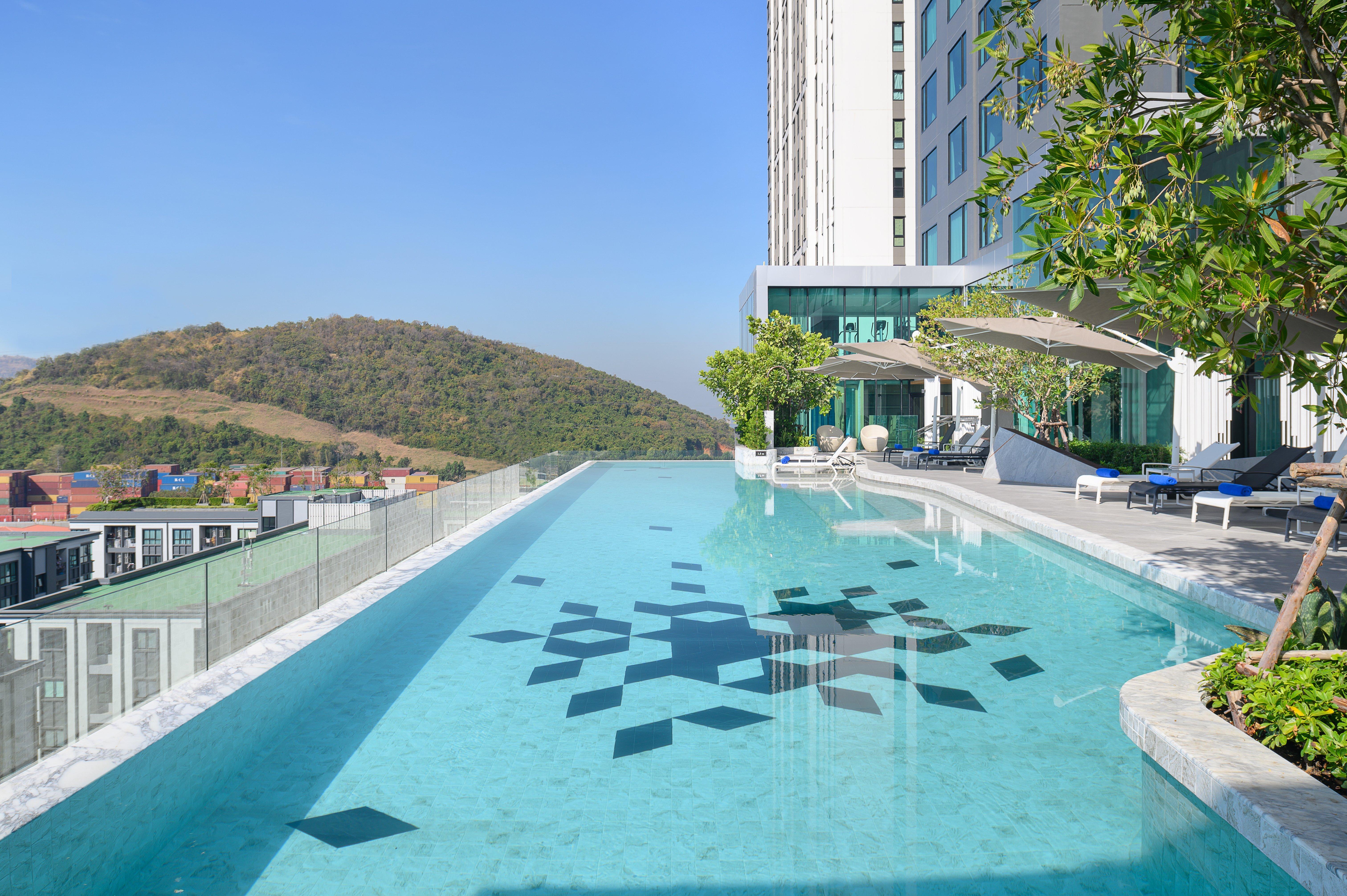 Holiday Inn & Suites Siracha Laemchabang By Ihg Сі-Рача Екстер'єр фото