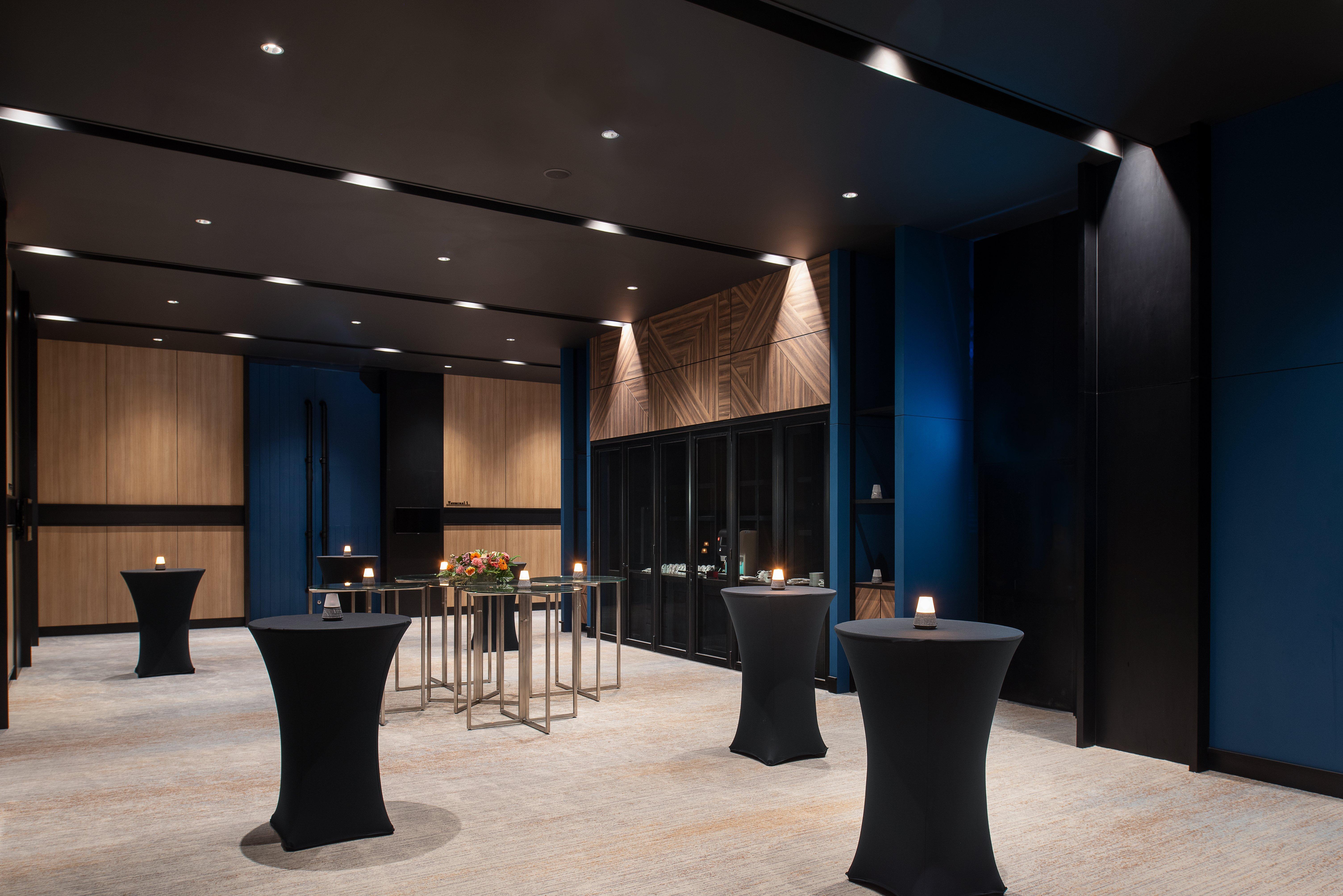 Holiday Inn & Suites Siracha Laemchabang By Ihg Сі-Рача Екстер'єр фото