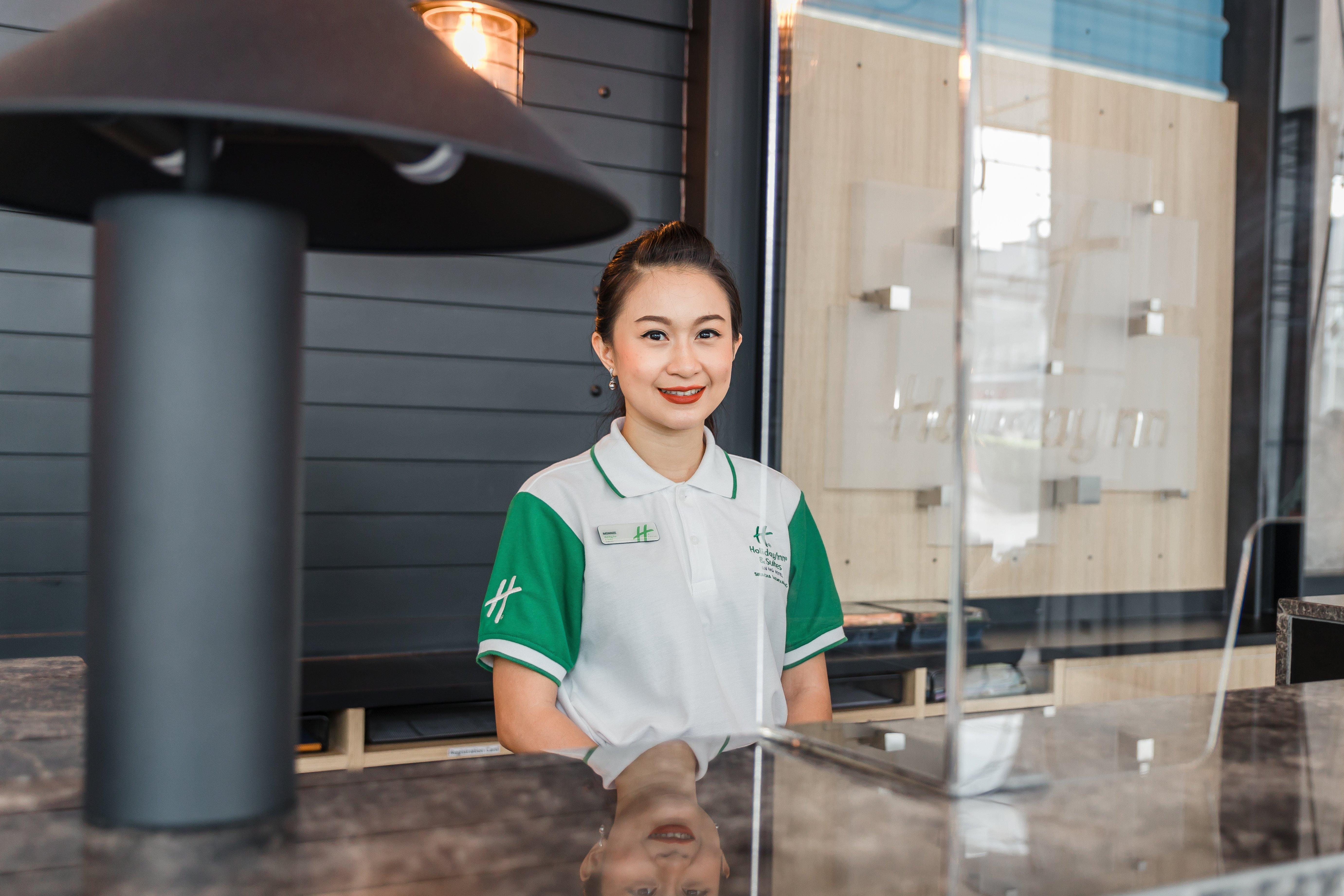 Holiday Inn & Suites Siracha Laemchabang By Ihg Сі-Рача Екстер'єр фото