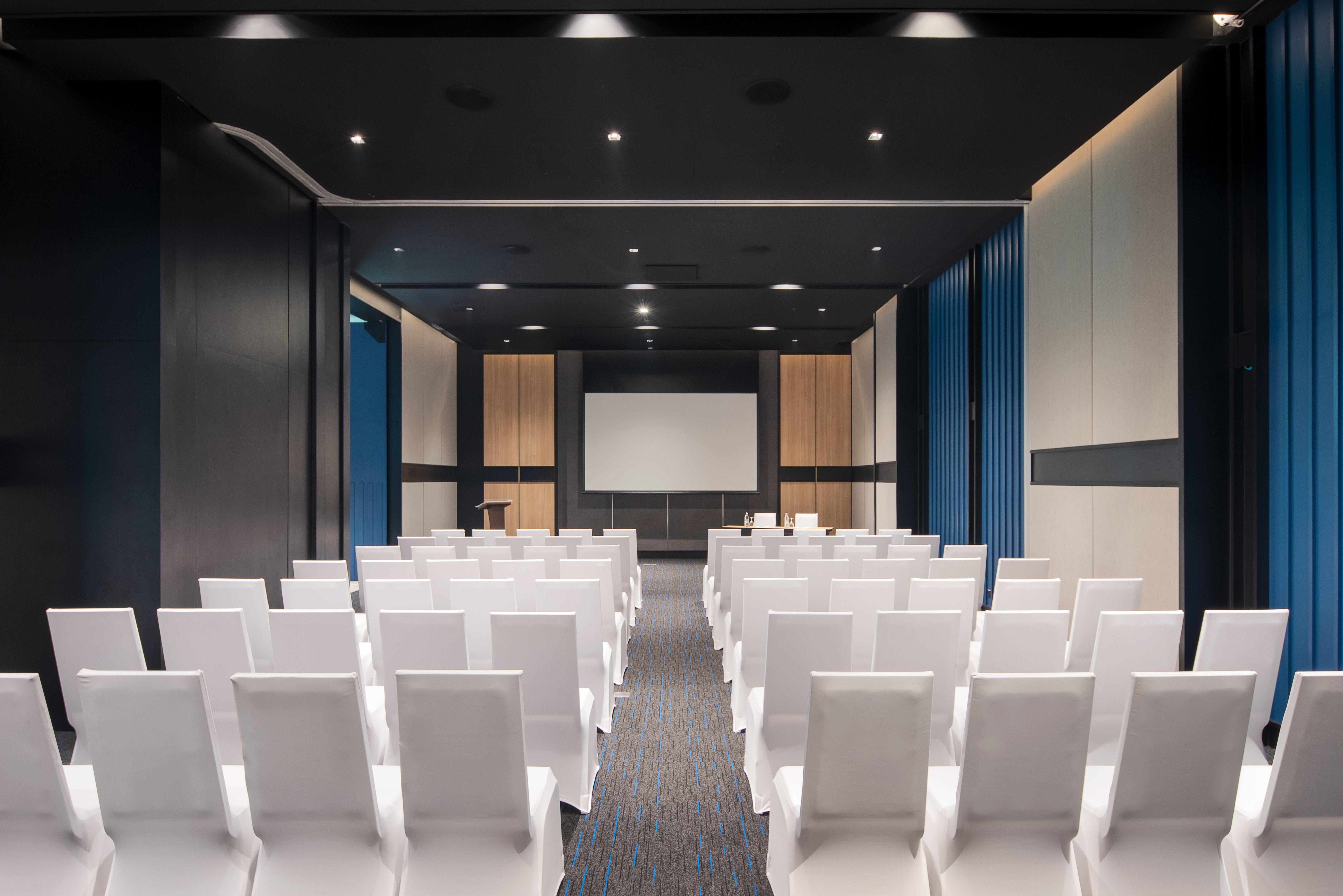 Holiday Inn & Suites Siracha Laemchabang By Ihg Сі-Рача Екстер'єр фото
