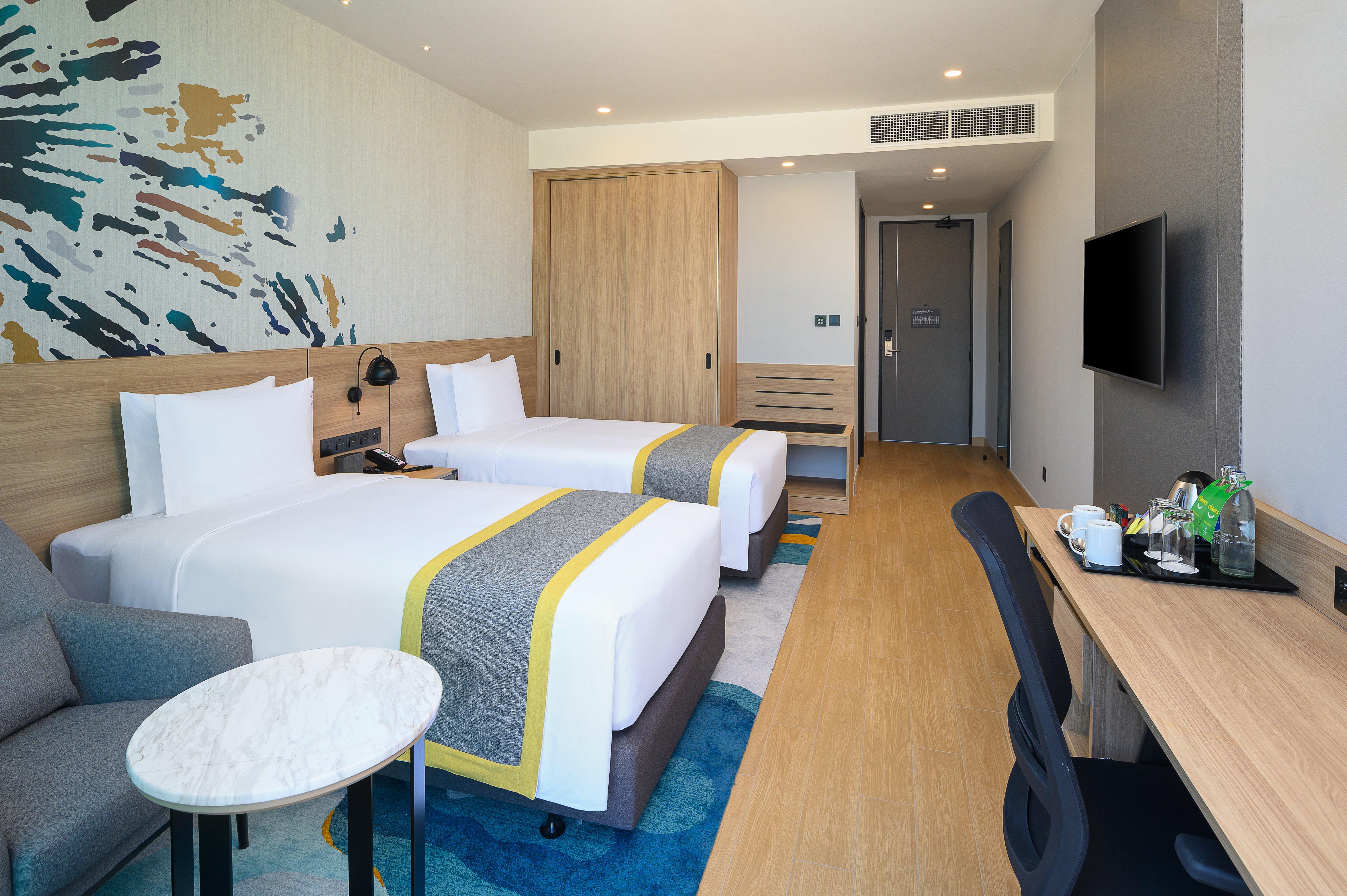 Holiday Inn & Suites Siracha Laemchabang By Ihg Сі-Рача Екстер'єр фото